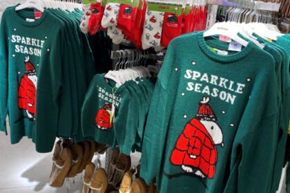 el sueter navideno entre el aprecio y el rechazo en