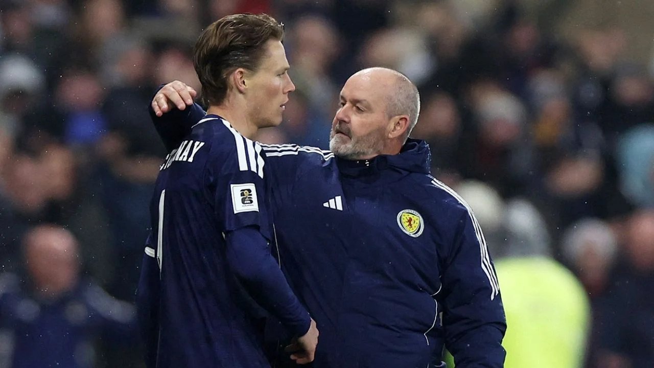 el tecnico de escocia aconseja a aficionados no gastar en