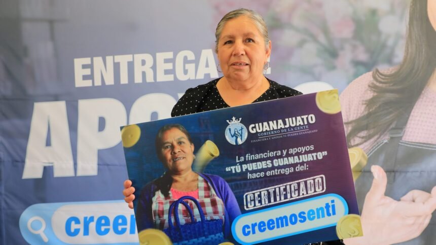 Emprendedores de San Miguel de Allende, Guanajuato, reciben apoyos para negocios