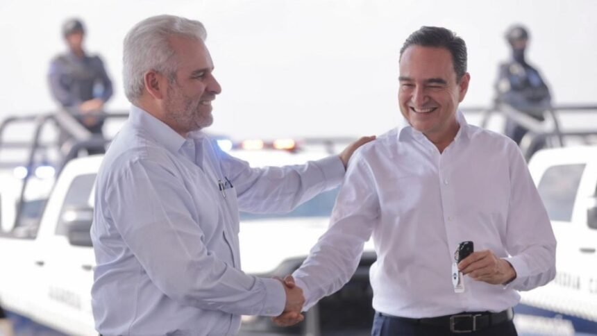 Entregan 122 patrullas para mejorar la seguridad en municipios de Michoacán