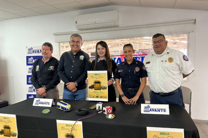 exhibicion de vehiculos clasicos classic show 2025 se lleva a