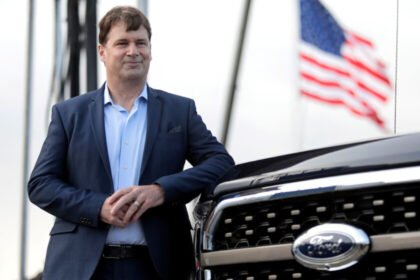 Fabricantes de automóviles abandonan intentos de superar a Toyota y Hyundai