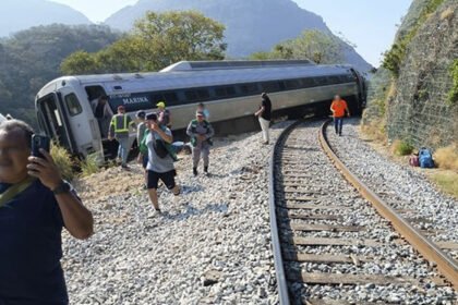 Fiscalía concluye necropsias de 13 víctimas del accidente ferroviario en Oaxaca
