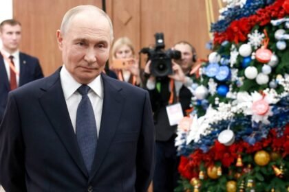 gran bretana establece la responsabilidad de putin en el envenenamiento