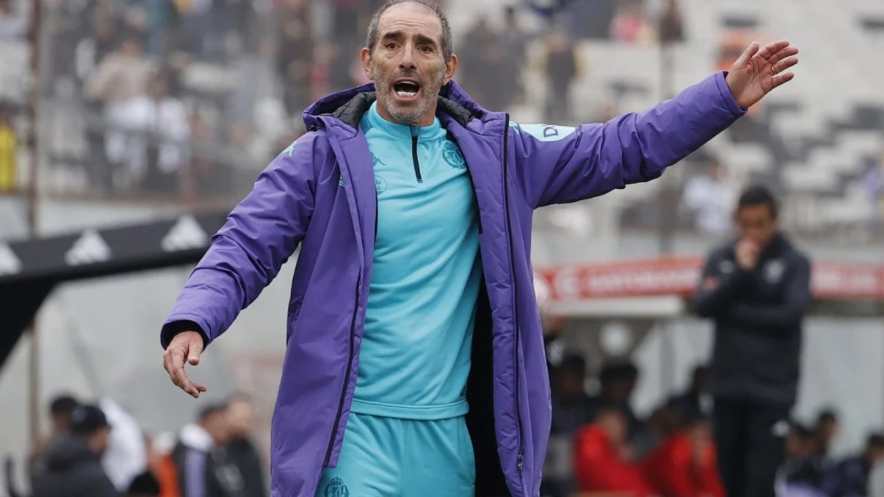guillermo almada exentrenador del pachuca es desvinculado del valladolid por
