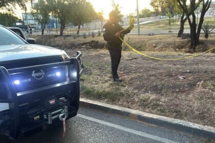 Hallan cadáver embolsado en arroyo de Las Mandarinas