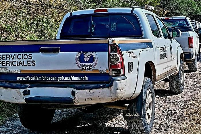 Hallan dos hombres ejecutados en un predio de Puruándiro, Michoacán