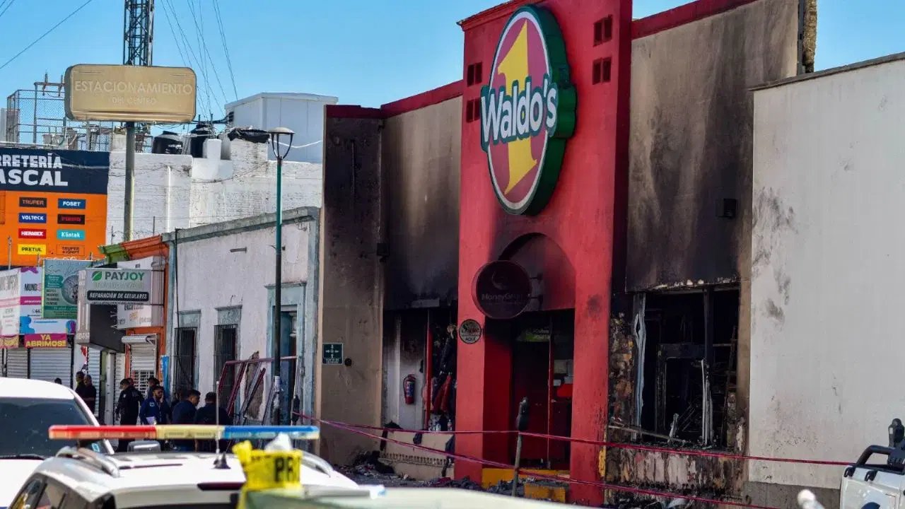 Hermosillo: liberan a cinco vinculados al incendio de Waldo's tras audiencia