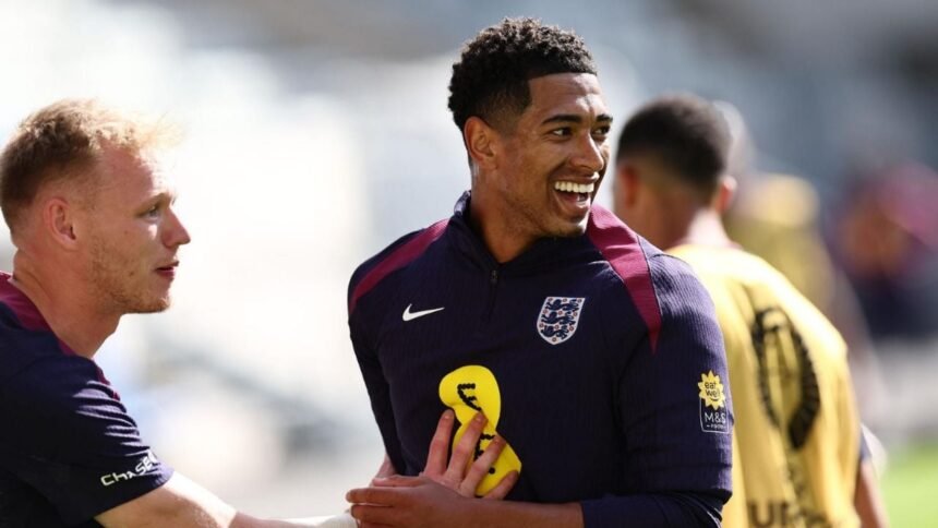 inglaterra considera mantener a sus suplentes en el vestuario durante