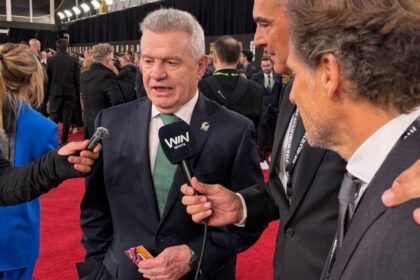 javier aguirre destaca el nivel de sudafrica y corea del