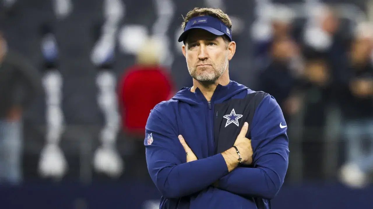 jerry jones anuncia limpia en cowboys tras segunda temporada seguida