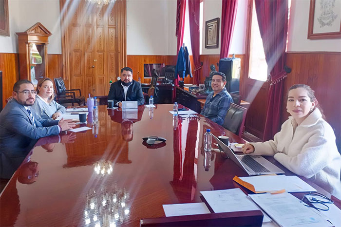 juez electo es separado de su cargo por denuncia de