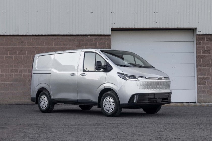 La van eléctrica de GM ofrece 302 km de autonomía y 1.4 toneladas de capacidad de carga