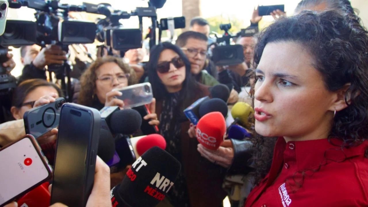 luisa maria alcalde desmiente vinculacion de ley esposa con elecciones