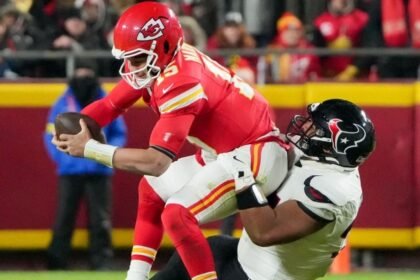 mahomes y los chiefs sufren derrota en el sunday night