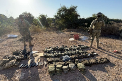 marina desmantela campamentos con explosivos en disputa entre la mayiza