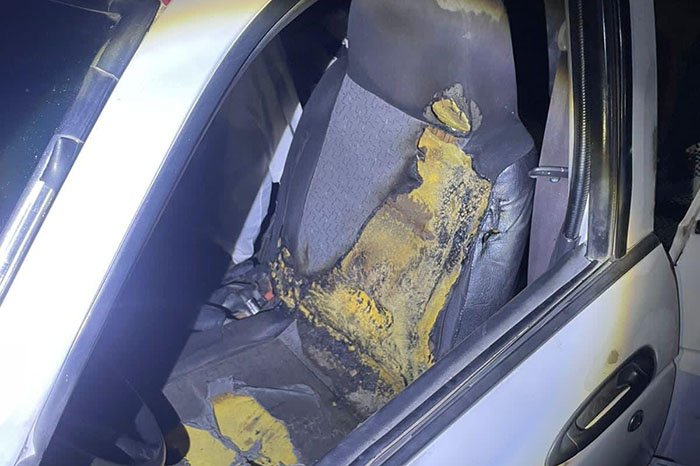 menores provocan conato de incendio en taxi debido a pirotecnia