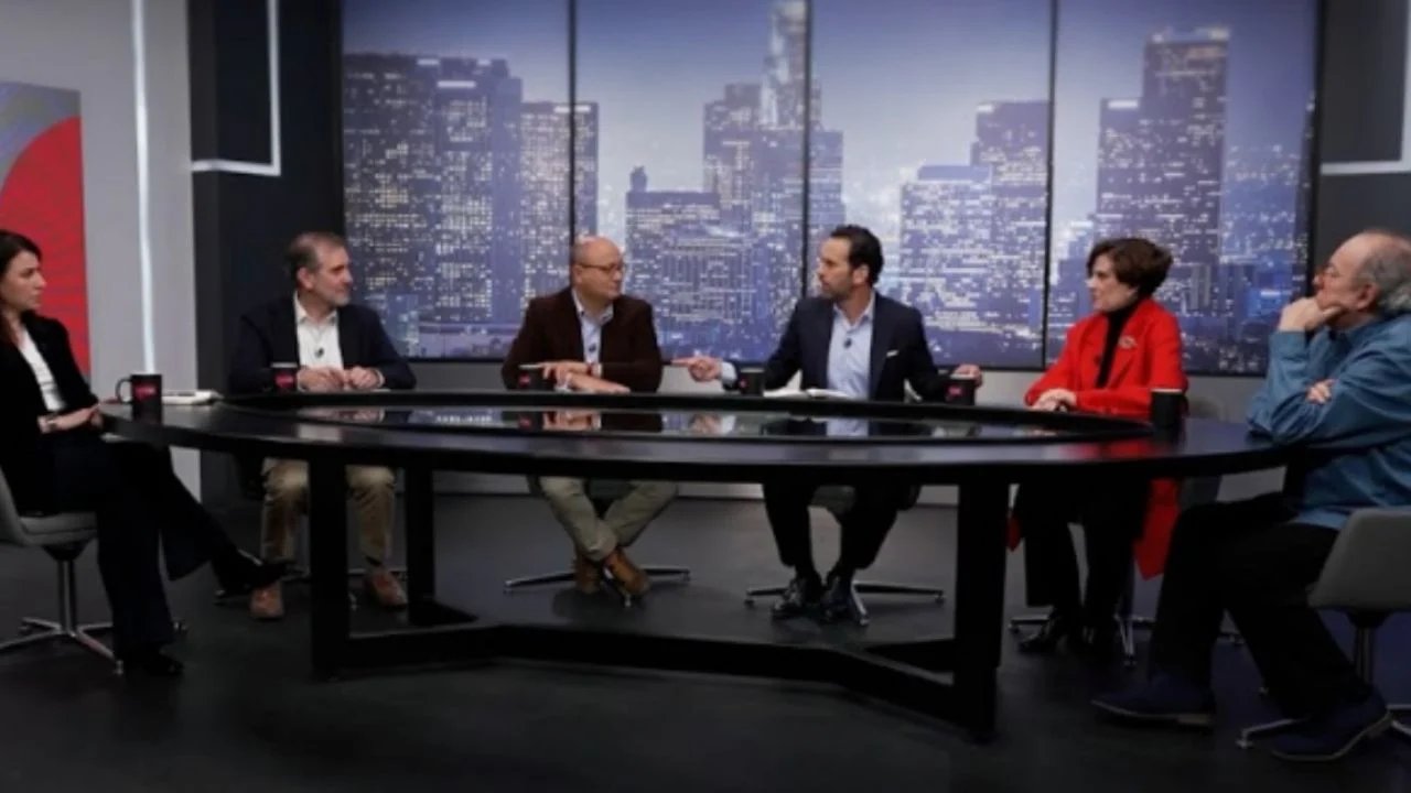 mesa de analisis con loret dresser becerra silva herzog cordova y