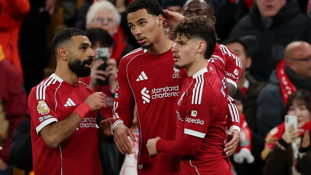 mohamed salah regresa con el liverpool y aporta al triunfo