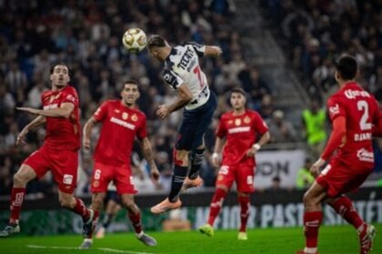 monterrey derrota a toluca en la semifinal de ida con