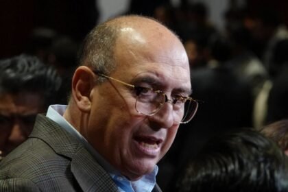 morena avanza rapidamente la ley de aguas y moreira senala