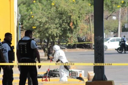 Motociclista fallece en León, Guanajuato tras choque con automóvil