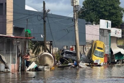 Navidad en Veracruz, dos meses tras inundaciones: lodo, escombros y reconstrucción