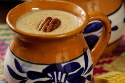 Receta tradicional de atole de mazapán para Michoacán y Guanajuato