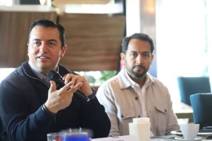 reconocimiento a promotores de cae de la uveg en boletines