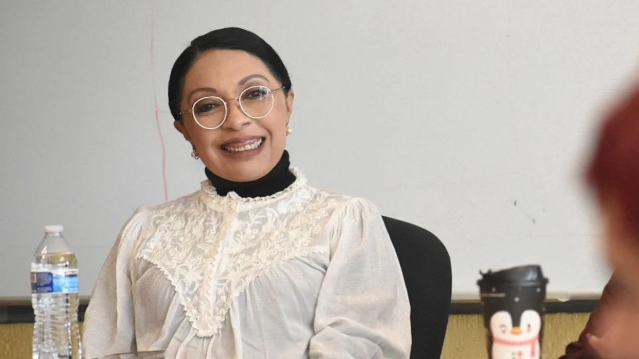 sheinbaum designa a esthela damian peralta como nueva consejera juridica