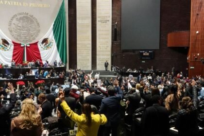 tension en diputados durante discusion de ley general de aguas