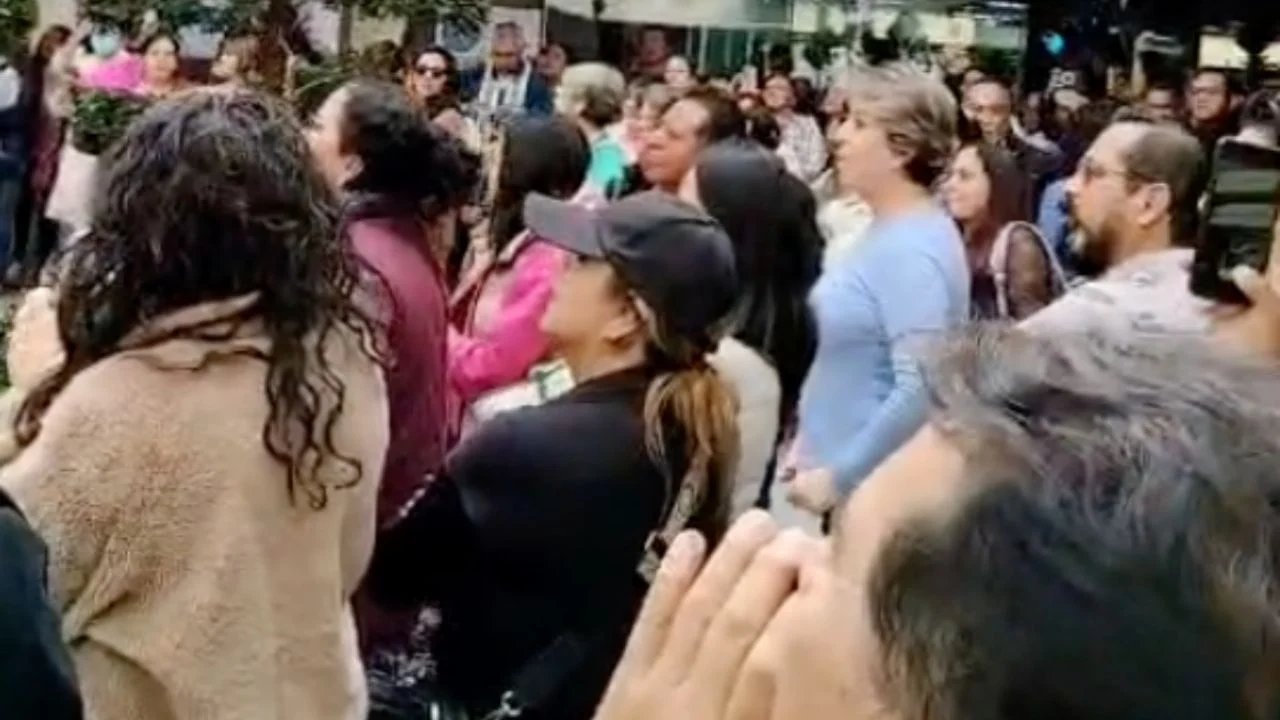 trabajadores del ipn realizan protestas en zacatenco por impagos y