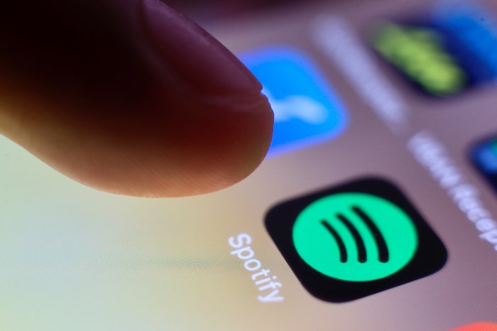 Usuarios en Michoacán y Guanajuato afectados por ciberataque a Spotify