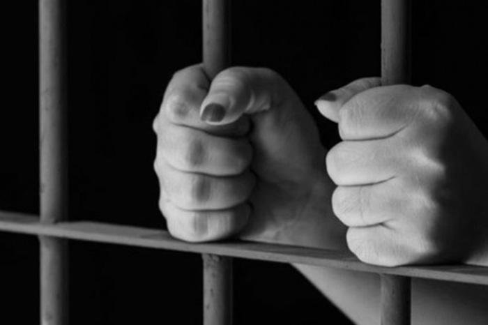 Vinculan a proceso mujer por secuestro de servidor público en Chilchota, Michoacán