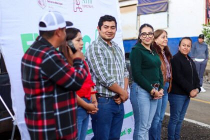 Yohana Mendoza inaugura pavimentación en Mesa del Manzanillo