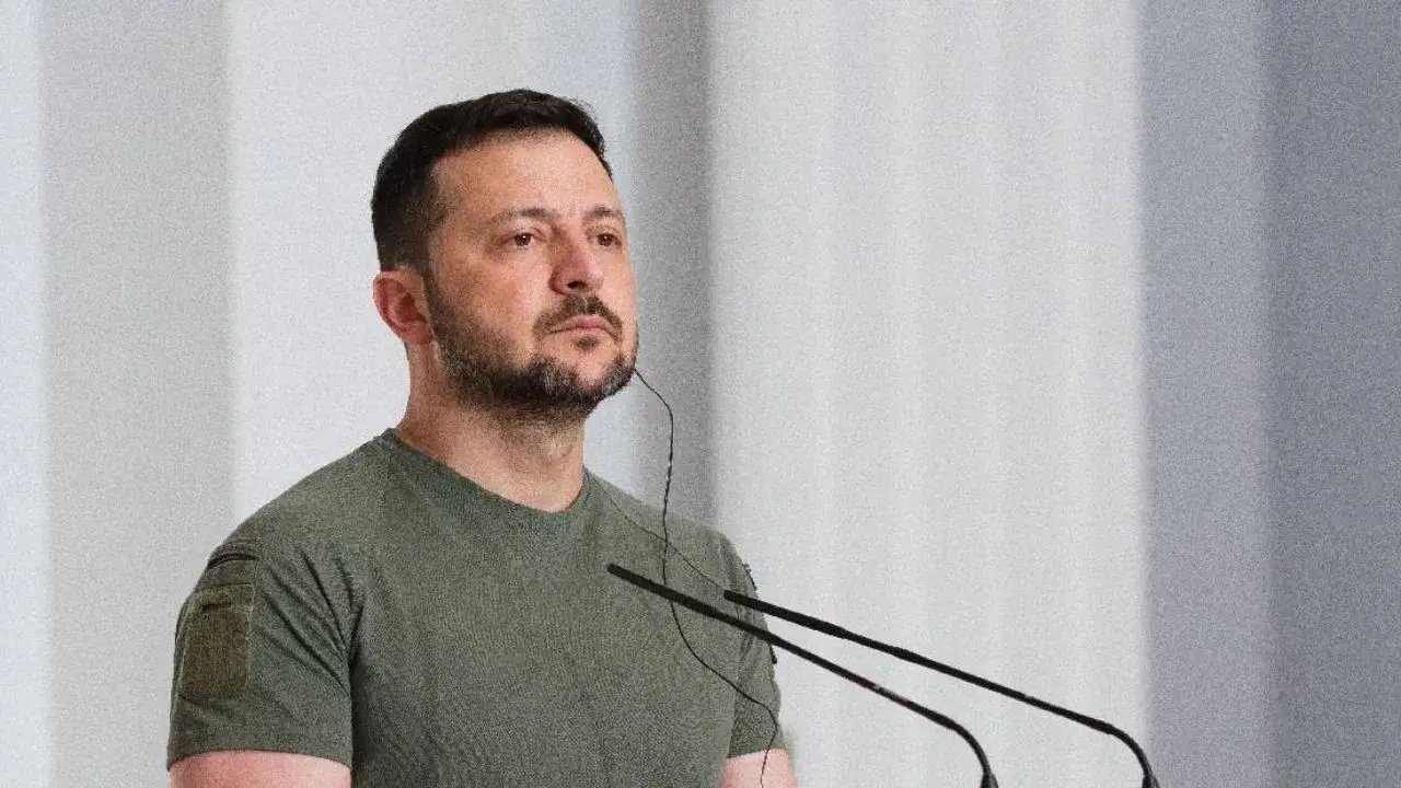 Zelenski y enviados de Trump buscan acuerdo de paz en Kyiv