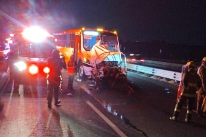 Accidente en peregrinación rumbo a Cristo Rey deja dos muertos