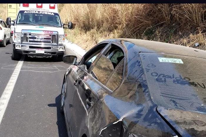 Accidente vial en Periférico Siglo XXI deja sólo daños materiales