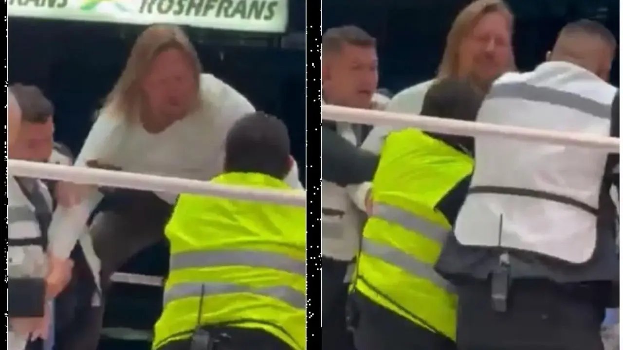 Aficionado sube a la tercera cuerda en Arena México; seguridad lo saca