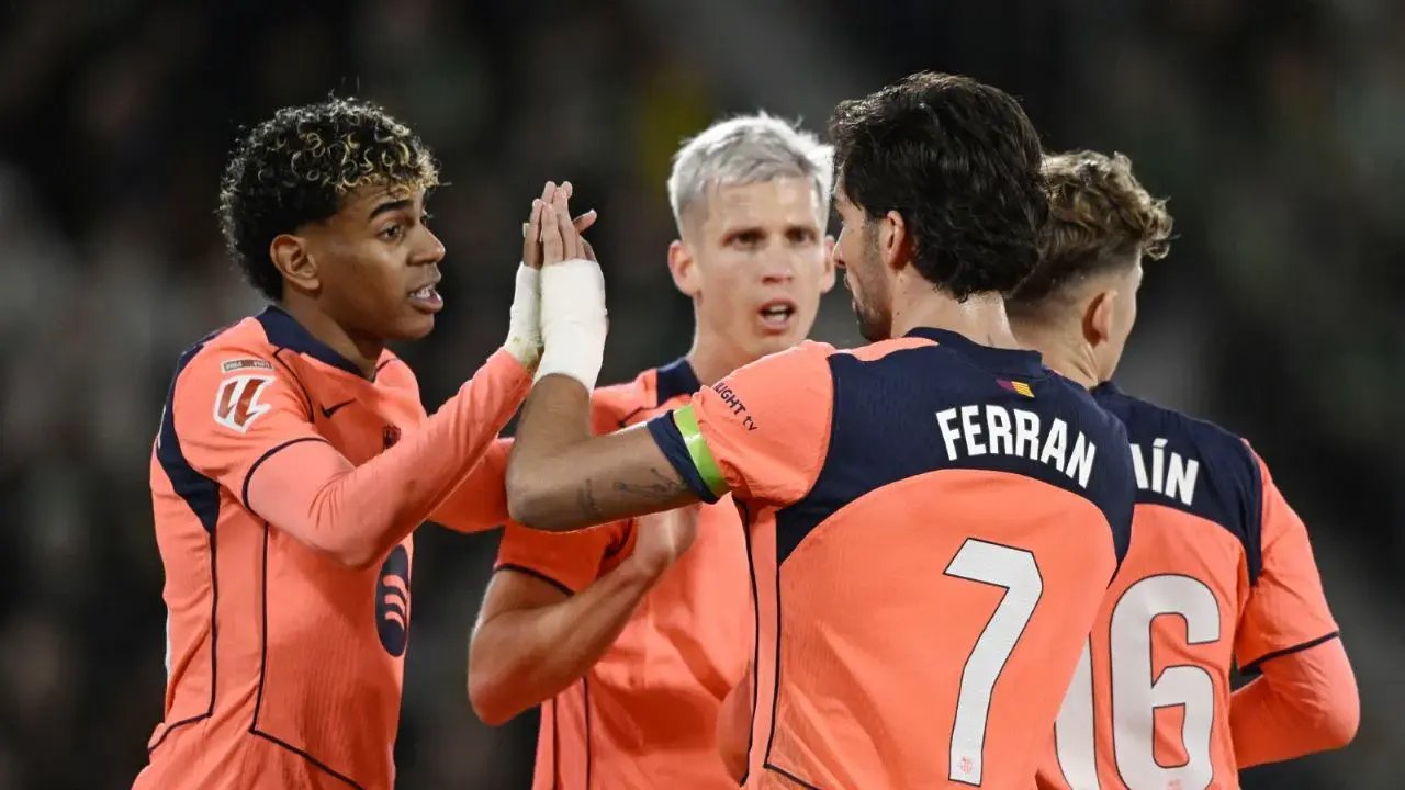 Barcelona mantiene el liderato tras vencer al Elche