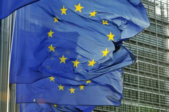 Bruselas: Parlamento Europeo paraliza pacto comercial con EUA tras amenazas de Trump