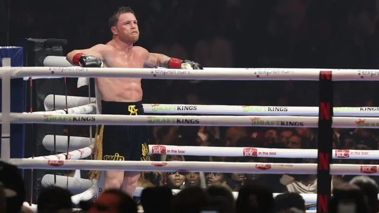 ‘Canelo’ Álvarez vuelve y encabeza cartelera 'México contra el mundo' en septiembre