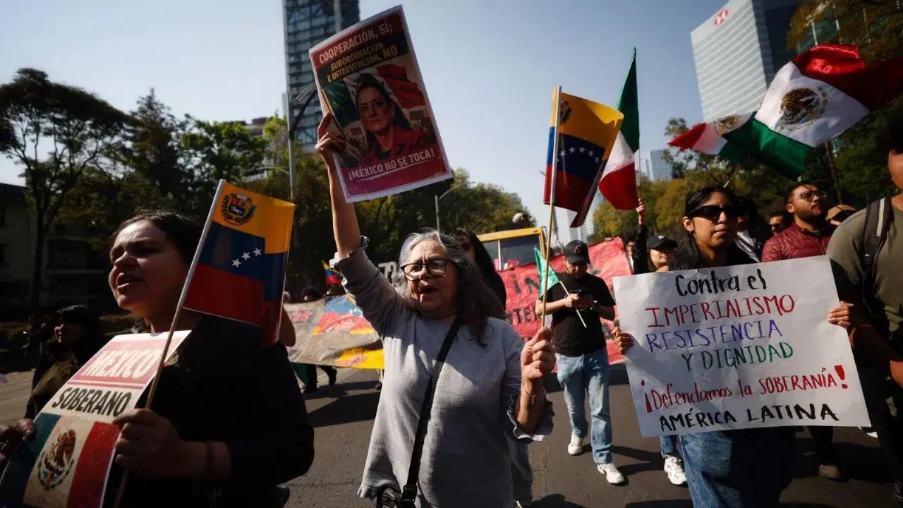 Ciudad de México: 4 mil marcharon contra la intervención en Venezuela