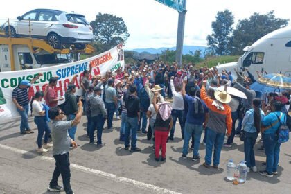 Consejo Supremo Indígena inicia retiro de bloqueos en Michoacán