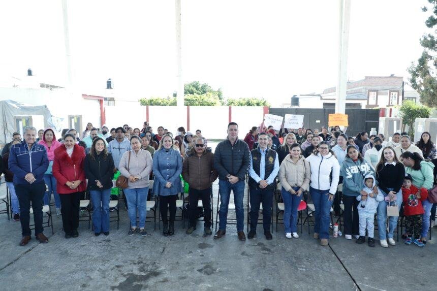 DIF Estatal y Valle de Santiago benefician más de 2 mil menores