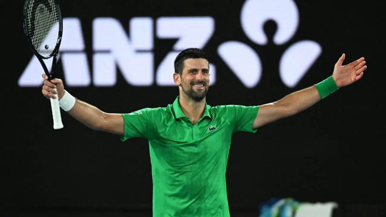 Djokovic vence a Sinner en Australia y busca su 25.º Grand Slam