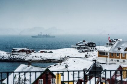 EE. UU. enviará aviones militares a la base de Thule, Groenlandia