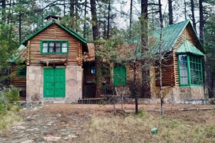 En Chihuahua aseguran propiedad de Javier Corral en Sierra Tarahumara