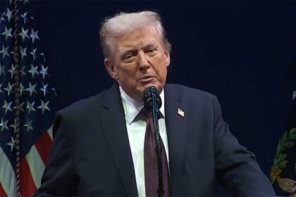 En Davos, Trump presenta Junta de la Paz y tensiona a Groenlandia