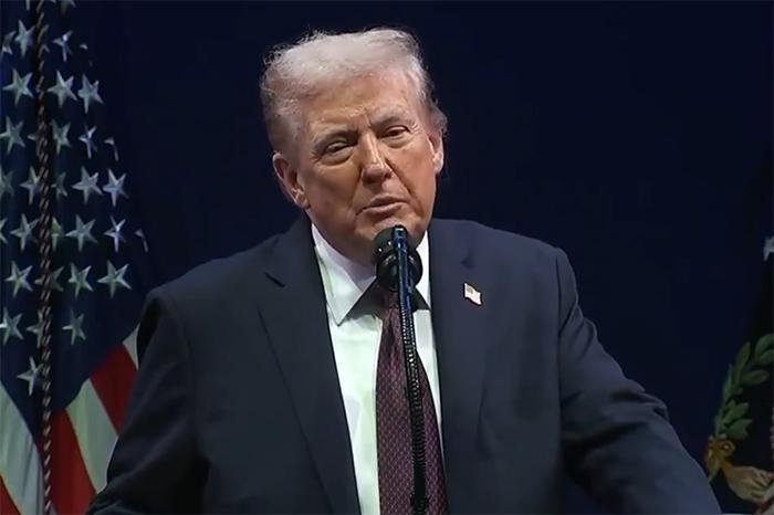 En Davos, Trump presenta Junta de la Paz y tensiona a Groenlandia